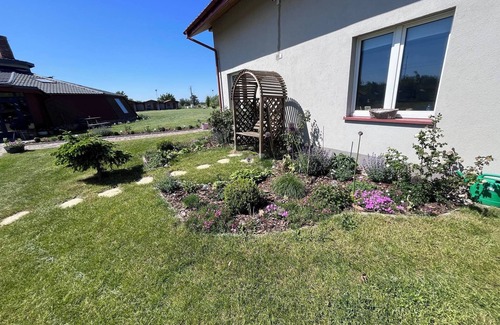 gmina Sianow Cottage | Dobre Miejsce Domki letniskowe nad stawem