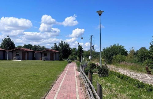 gmina Sianow Cottage | Dobre Miejsce Domki letniskowe nad stawem