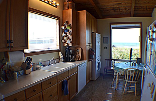 Yachats House | Doc's Retreat - Yachats Ocean Front
