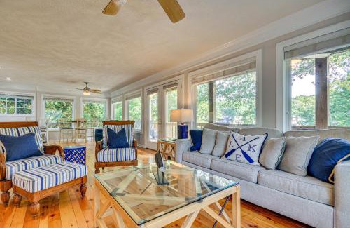 New London House | Dock and 2-Story Boat Slip Badin Lake Cabin