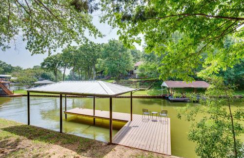 Cedar Creek Reservoir House | Dock and Fire Pit Lakefront Home in Malakoff!
