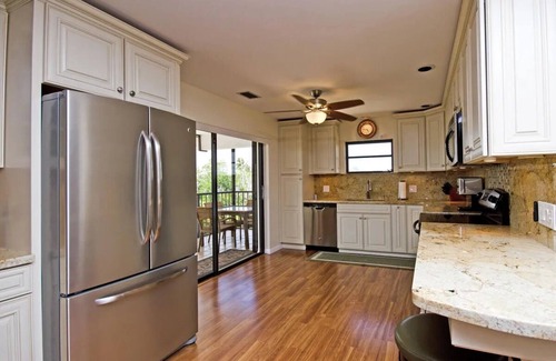 Marathon House | Dock Beach House in Sombrero Beach