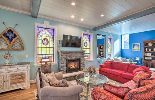 Brodheadsville Villa | Dock, Game Room Lakefront Villa in Saylorsburg!