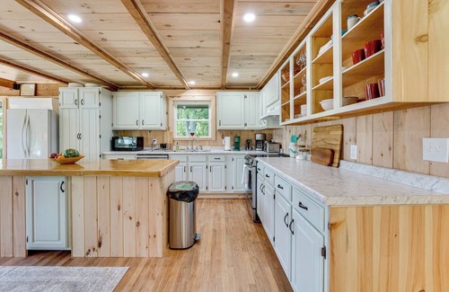 Winthrop House | Dock + Kayaks: Annabessacook Lake Retreat!