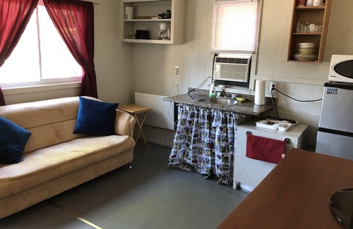 Wasaga Beach Cottage | Dock Life Cottage 7 - Riverside, 2 Bedroom, Wasaga