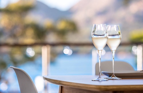 Coles Bay House | Dock of the Bay