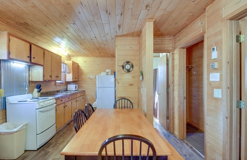 Park Rapids Cabin | Dock & Resort Amenities: Park Rapids Cabin!