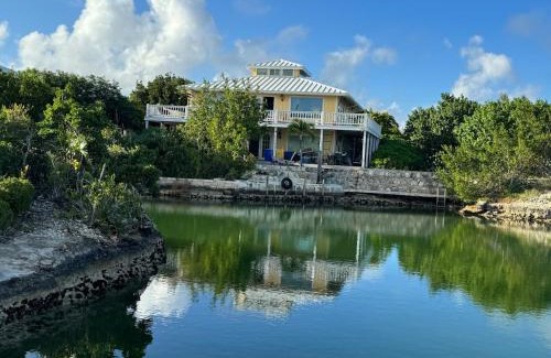 Discovery Bay Apartment | Dockside Studio in Providenciales, Turks and Caicos