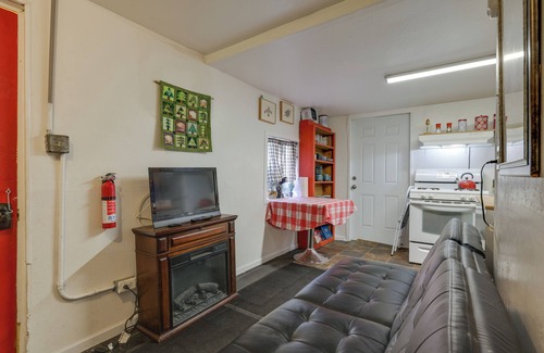 Cold Springs Cabin | Dodge Ridge Pinecrest Mountain Cabin: Near Hiking!