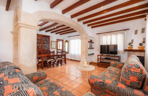 Sant Llorenc des Cardassar House | Dofí
