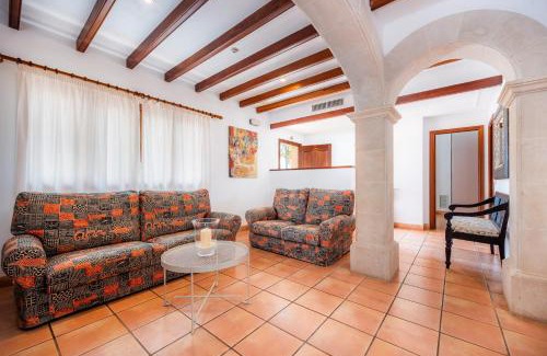 Sant Llorenc des Cardassar House | Dofí