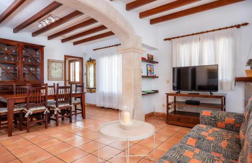 Sant Llorenc des Cardassar House | Dofí