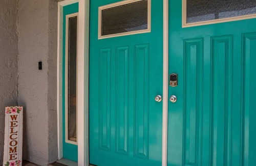 The Lakes House | Dog Friendliest Home Away From Home
