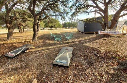 Johnson City House | Dog friendly! - #11 is 1 of 3 containers now dog friendly!