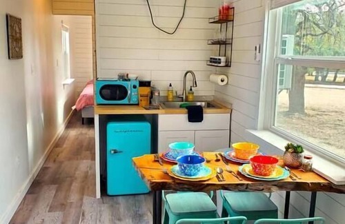 Johnson City House | Dog friendly! - #13 is 1 of 3 containers now dog friendly!