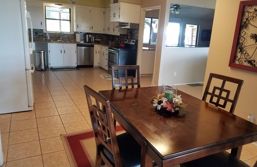 La Hacienda Estates House | Dog Friendly 3 BR House w/deep water boat dock and sunset views on Eck Lane