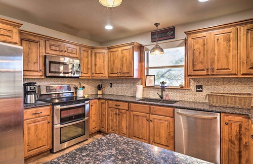 Seguin House | Dog Friendly Charming 4-bedroom house with AC and WiFi in superb Seguin
