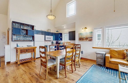 Rockaway Beach House | Dog-friendly coastal cottage with private hot tub - short walk to beach
