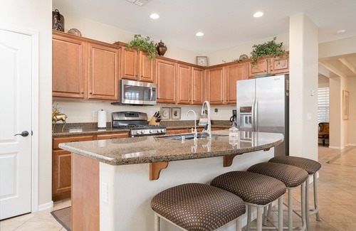 Fox Crossing House | Dog-friendly elegant home with classic finishes, enclosed yard & grill