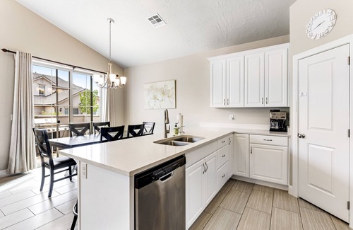 Sienna Hills House | Dog-friendly family home w/shared pool, furnished patio & full kitchen