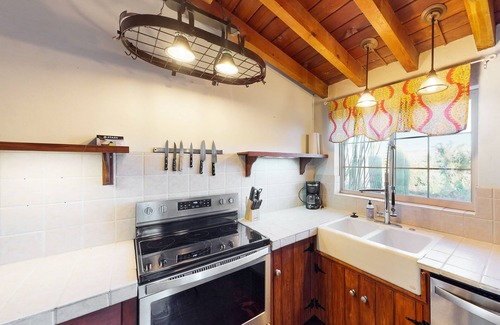 Tucson House | Dog-friendly home + casita with mountain views, covered patio, AC, & 2 W/Ds