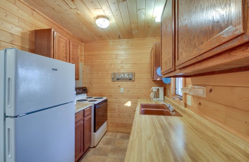 Park Rapids Cabin | Dog-Friendly Home w/Boat Dock in Park Rapids!