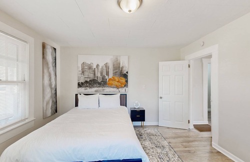 Birmingham House | Dog-friendly home with large yard, washer/dryer, central AC, & porch