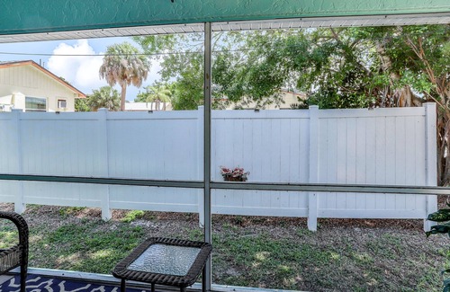 Grove City Apartment | Dog-friendly home with WiFi, AC, W/D, pool, grill, & ping-pong - near beach