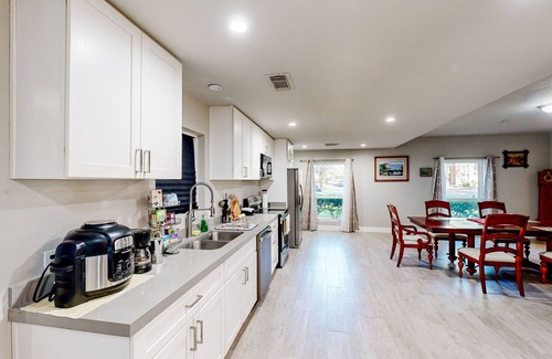 Houston House | Dog-friendly home with large yard, firepit, home office, fireplace, & AC