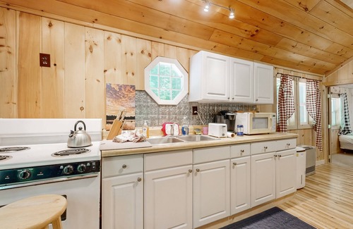 Kents Hill House | Dog-friendly house with water sports gear, firepit, grill, & enclosed yard