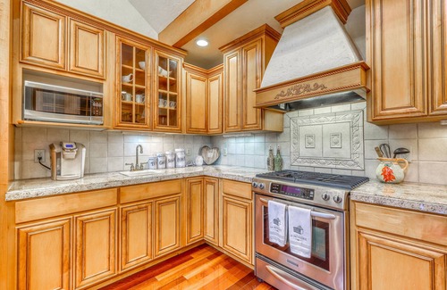 Rio Dell House | Dog-friendly, riverfront home on a cliff w/river views, private hot tub