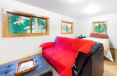 West Hills House | Dog-friendly, riverfront getaway with a wood stove & full kitchen!