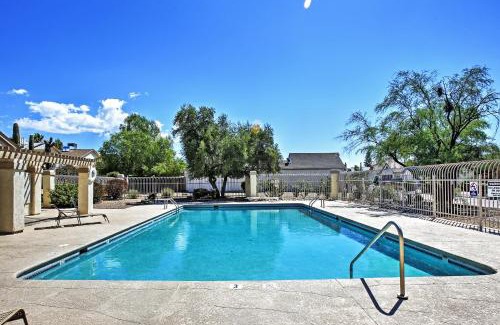 Casas Adobes House | Dog-Friendly Tucson Home with Patio and Hot Tub