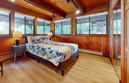 Pine River Pond House | Dog-friendly waterfront retreat with private beach, lake access, deck, & W/D