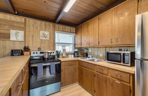 Freeport House | Dog-Friendly, waterfront home with private dock - minutes to Surfside Beach