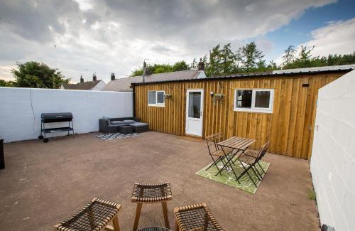 Ford House | Dog House 1