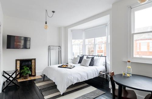 Cliftonville Bed & Breakfast | Doghouse Margate