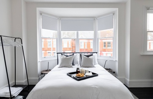 Cliftonville Bed & Breakfast | Doghouse Margate