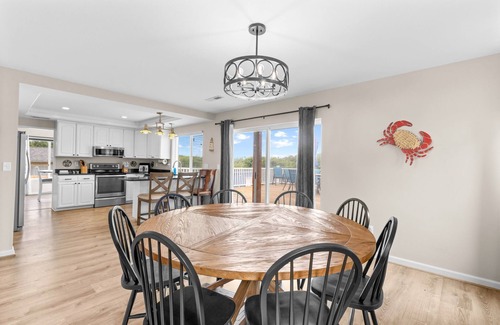 Grayland House | Dogs Ok, Fire Pit, Game Room, BBQ (Dunes)