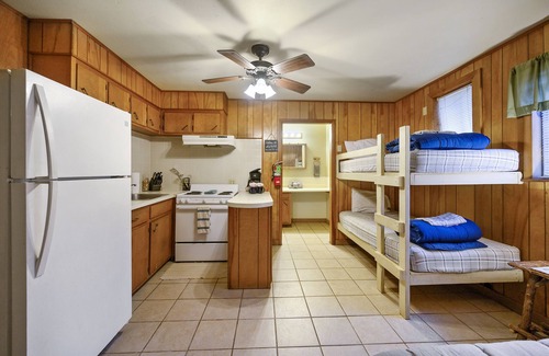 Broken Bow Cabin | Dogwood Den 2 Room Cabin Sleeps 8, with stocked fishing pond!