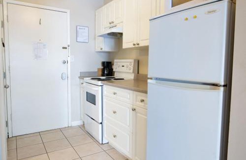 Harrison Hot Springs Apartment | Dogwood Suite 2 Beds and Walkable to Lake