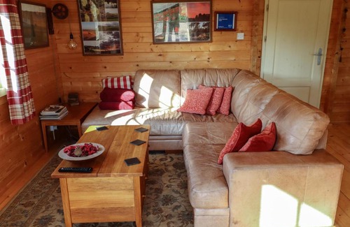 Louth House | Dolly's Hideaway Cabin