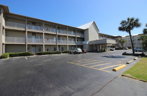 Orange Beach East Condo | Dolphin Harbor - 4 BR/3 Bath. Sleeps Up To 10 At Orange Beach