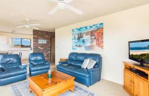 Tuncurry Apartment | Dolphin Place 05