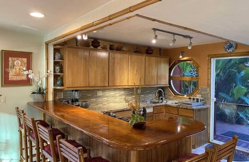 Haiku House | Dolphin Room at Maui Eco Retreat: Ocean Views & Private Waterfall!
