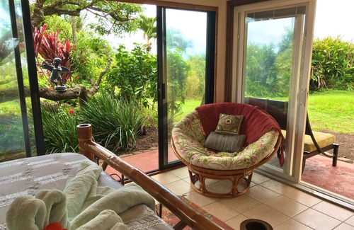 Haiku House | Dolphin Room at Maui Eco Retreat: Ocean Views & Private Waterfall!