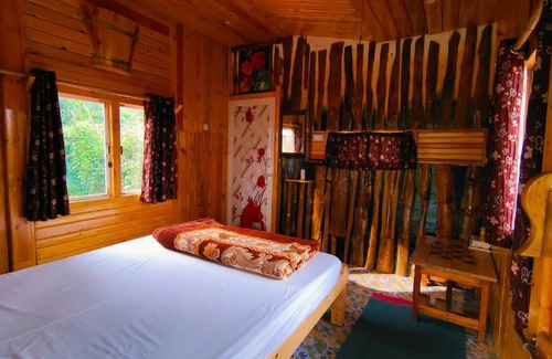 Vattakanal Hostel | Dolphin Valley Resorts