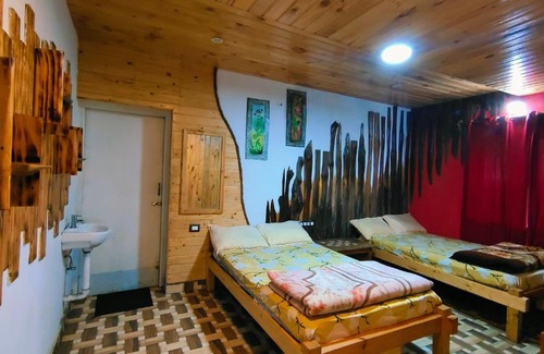 Vattakanal Hostel | Dolphin Valley Resorts