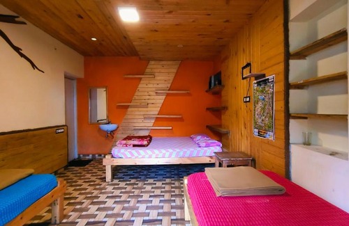 Vattakanal Hostel | Dolphin Valley Resorts