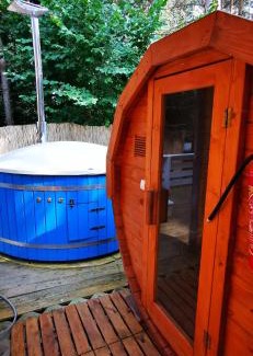 Rakow Apartment | Dom całoroczny Leśny Czar balia, sauna na 12 osób